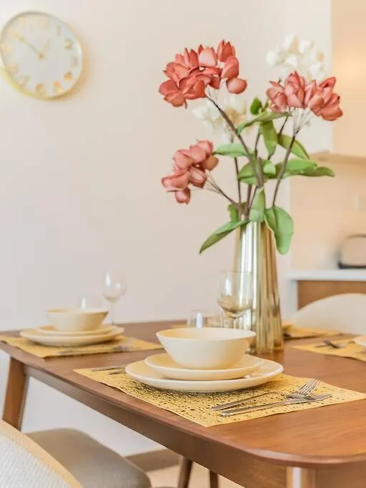 Elegant One Bed Apartment - Hameni Tower,Jvc Dubai